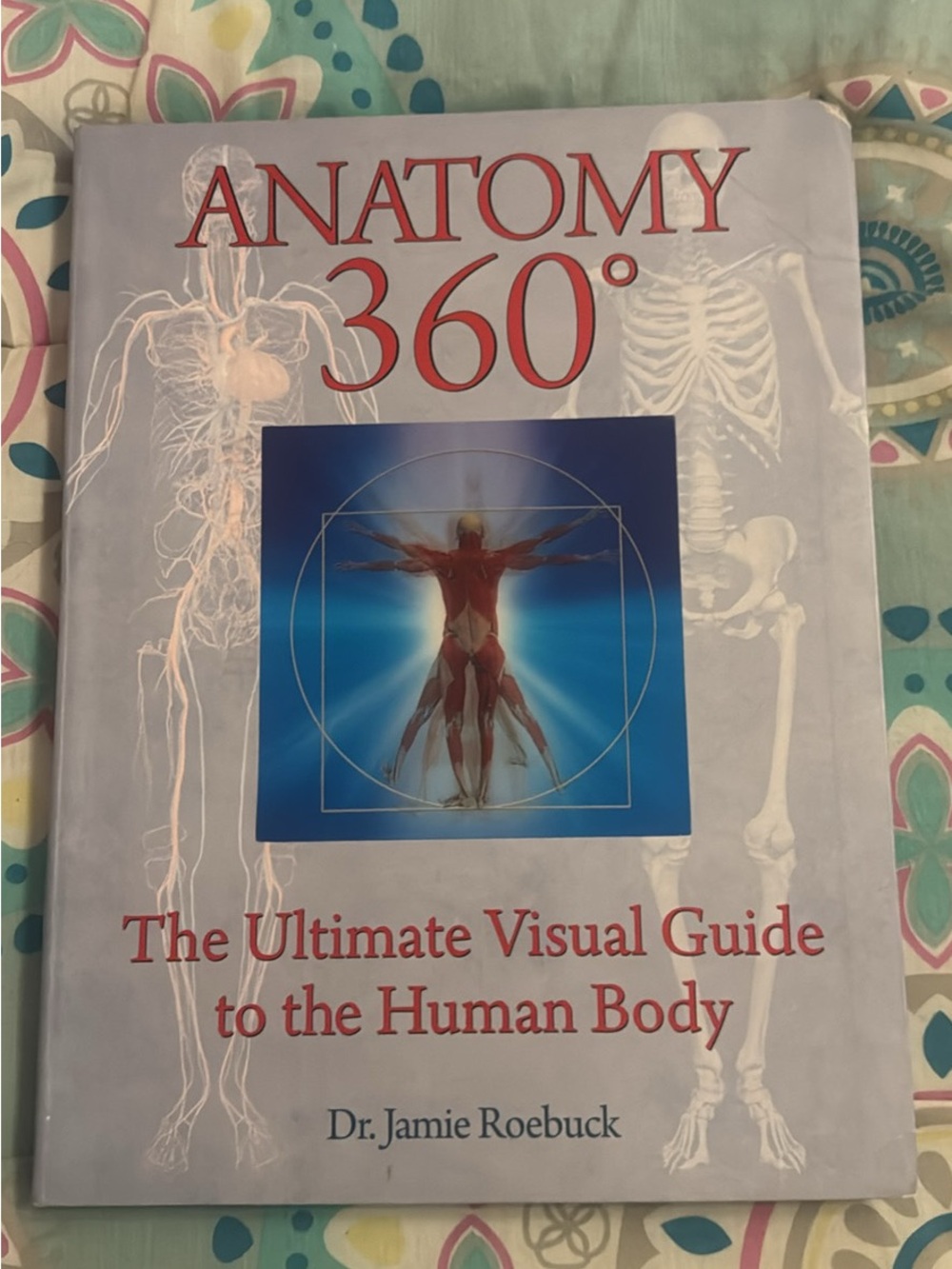 Anatomy 360° The Ultimate Visual Guide to the Human Body - Gray Cover